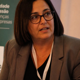 Retrato de Isabel Veiga